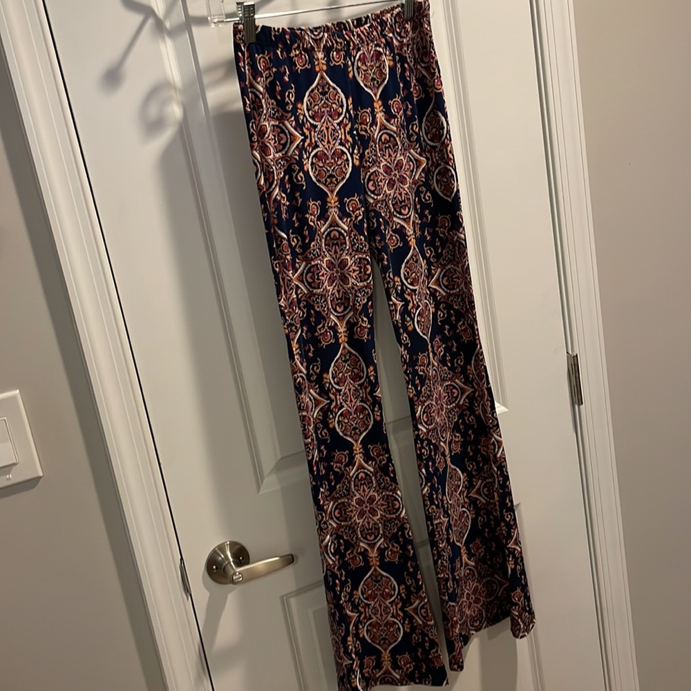 Flare pants - Picture 4 of 6